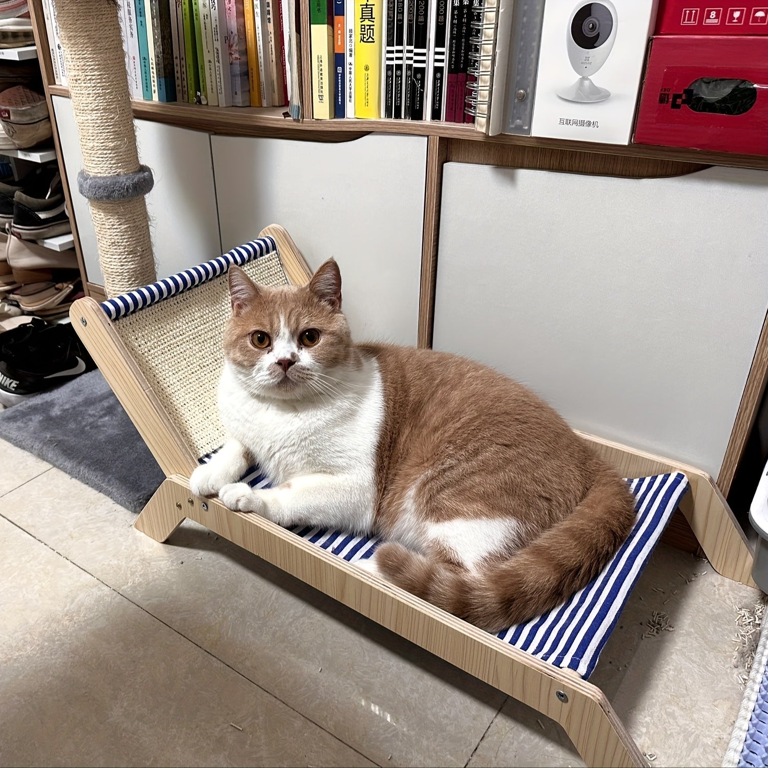 Seasonal Sisal Cat Hammock Bed - Pet Lounger with Scratching Post, Beach Chair Design for Cats, Durable and Comfortable Lounge Chair for Kittens - For Cats & Kittens - Perfect for Indoor & Outdoor Use - Ideal Gift for Cat Lovers