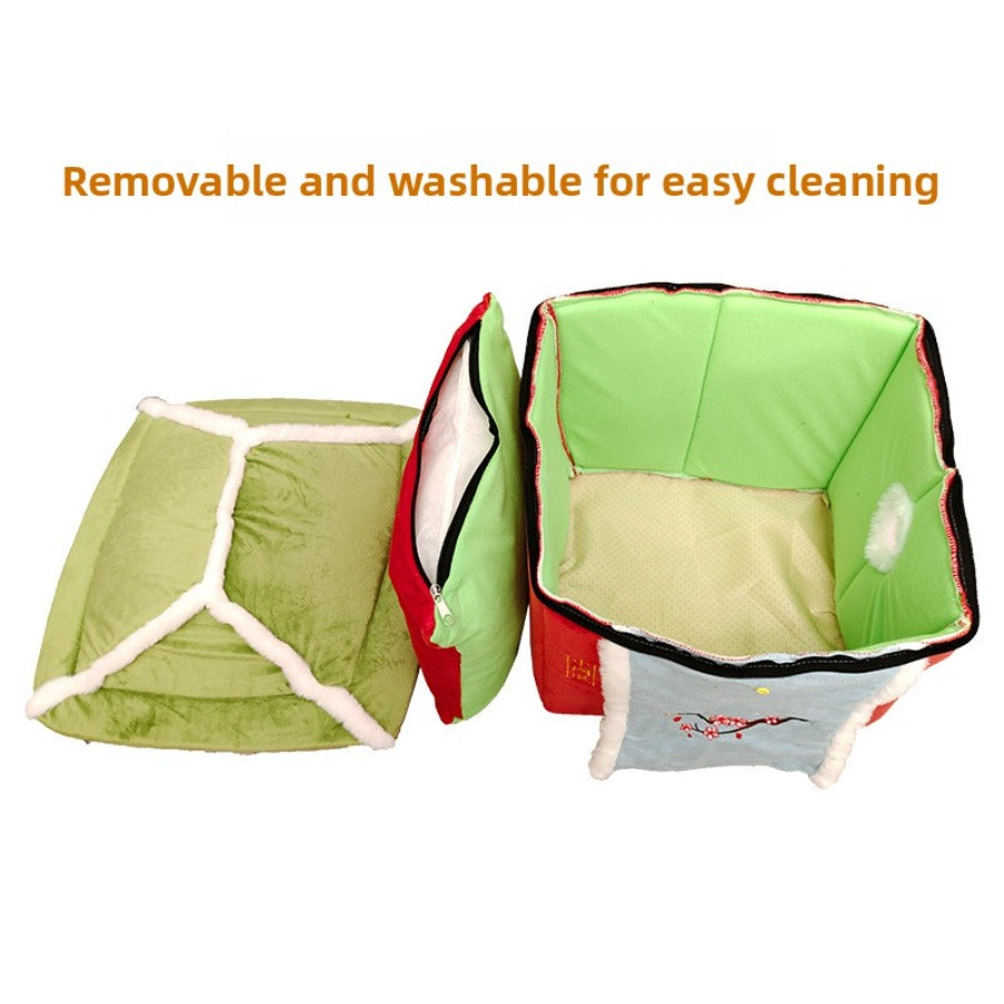 A Traditional Chinese-Style Cat Shelter, Completely Enclosed, Also Suitable for Small Dogs, Includes a Sleeping Mat for Dogs, Provides Warmth in Winter, Features a Japanese Design, Is Removable And Washable